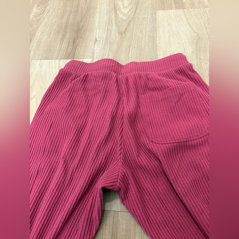 ALO Yoga Ribbed Track Joggers in Pink - Picture 8 of 13